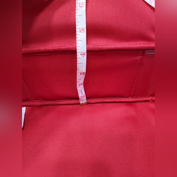 Estee Lauder Red Velvet Makeup Train Case 2023 Holiday Edition NEW - Picture 10 of 11